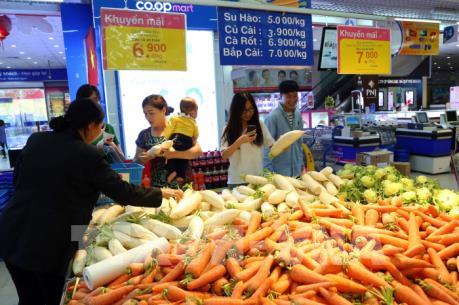 Nhà bán lẻ rầm rộ khuyến mại dịp lễ 30/4