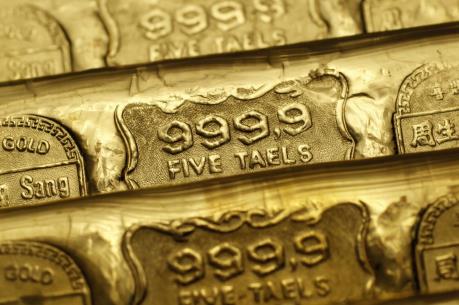 Giá vàng thế giới chạm "đáy" của bốn tháng
