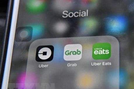 Phát triển taxi công nghệ: Nhận diện bất cập để quản lý