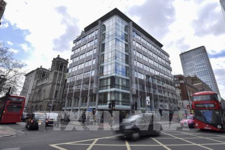 Bê bối dữ liệu Facebook: Công ty Cambridge Analytica ngừng hoạt động