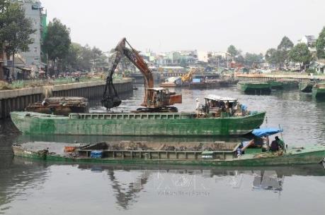 Ngừng thi công dự án chống ngập 10.000 tỷ đồng để chờ giải ngân vốn