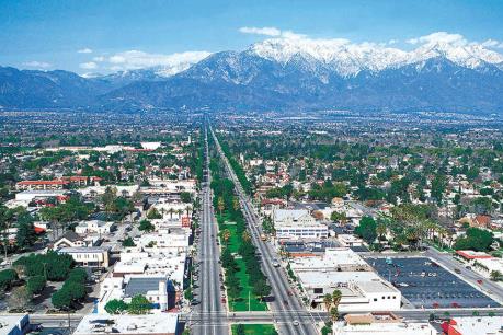 Tổng sản phẩm của bang California còn cao hơn cả Vương quốc Anh