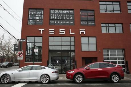 Tesla có thể sẽ “cạn tiền” trong vòng một năm