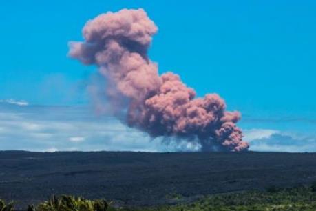 Mỹ cảnh báo nguy cơ núi lửa phun trào dữ dội hơn tại Hawaii
