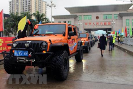 Trung Quốc và Việt Nam mở rộng tuyến du lịch tự lái xe qua biên giới