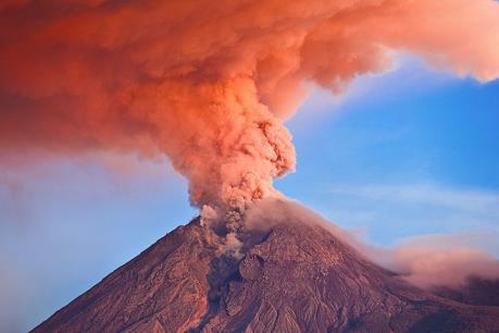 Indonesia: Núi lửa Mt. Merapi bất ngờ phun trào