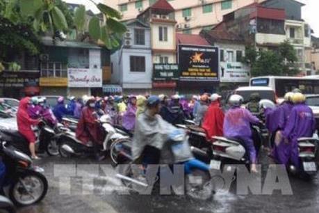 Trung Bộ đầu tuần ngày nắng nóng, Bắc Bộ cuối tuần vào chiều tối và đêm có mưa và dông