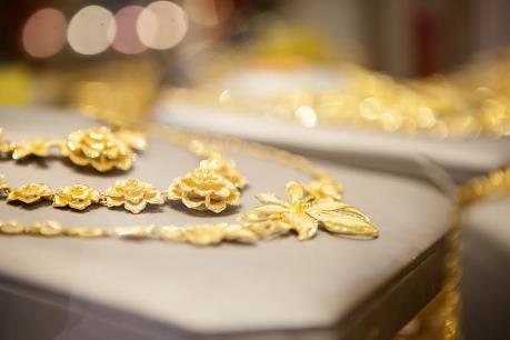 Giá vàng hôm nay 15/5 quay đầu giảm