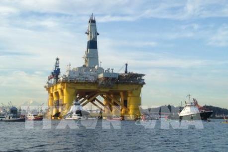 Giá dầu Brent lần đầu tiên chạm mức cao 80 USD/thùng