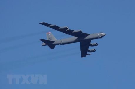 Mỹ chuyển hướng máy bay ném bom B-52 khỏi bán đảo Triều Tiên
