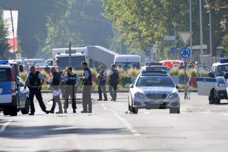 Nổ súng gây thương vong tại Đức