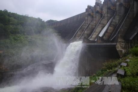 Nhiều chính sách hỗ trợ phát triển thủy lợi nhỏ