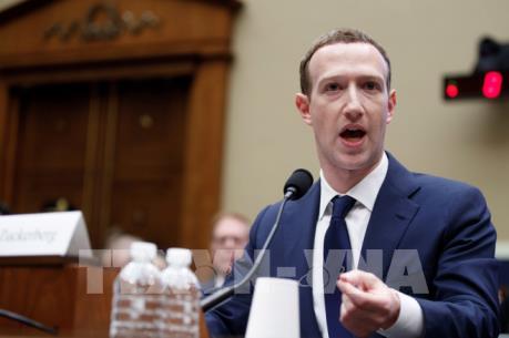 Vụ bê bối dữ liệu của Facebook: Chủ tịch Mark Zuckerberg  xin lỗi trước Nghị viện châu Âu