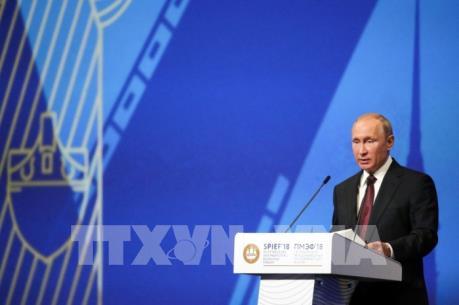 Tổng thống Nga: Chính sách bảo hộ thương mại mới đang kìm hãm kinh tế thế giới