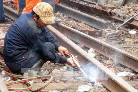 Bộ trưởng Bộ Giao thông Vận tải kiểm tra khắc phục sự cố tại ga Núi Thành, Quảng Nam