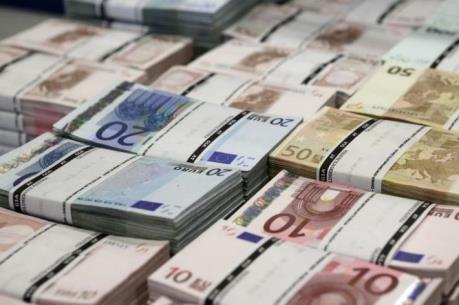 Đồng euro gần chạm “đáy” của sáu tháng rưỡi do bất ổn chính trị ở Italy