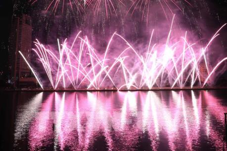 Đội pháo hoa Italy và Hồng Kông đã chuẩn bị kỹ lưỡng cho đêm so tài bên bờ sông Hàn