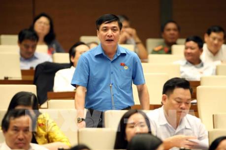 Bên lề Kỳ họp thứ 5, Quốc hội Khóa XIV: Cần công khai thuế thu nhập cá nhân của lãnh đạo