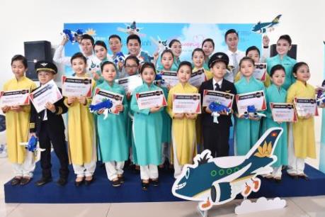 Vietnam Airlines dành nhiều phần quà ý nghĩa cho trẻ em nhân ngày Quốc tế thiếu nhi