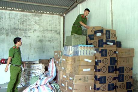 Bắt giữ hơn 55 ngàn bao thuốc lá nhập lậu