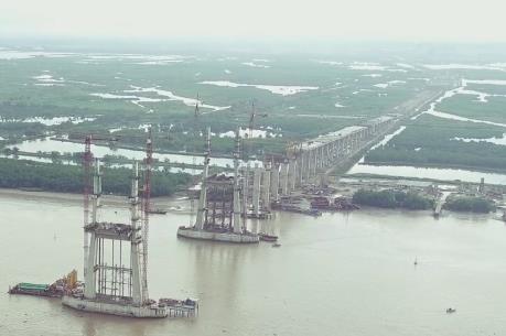 Quảng Ninh thay thế nhà thầu chậm tiến độ thi công cầu Bạch Đằng