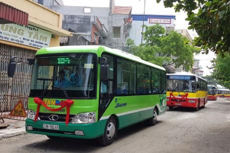 Hà Nội sắp thí điểm 3 tuyến mini buýt