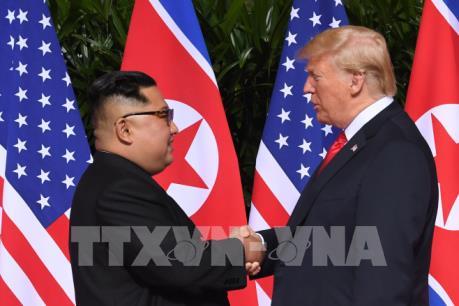 Hội nghị thượng đỉnh Mỹ - Triều Tiên: Cái bắt tay lịch sử giữa hai nhà lãnh đạo