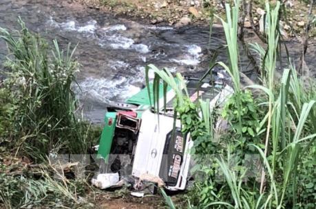 Hậu quả vụ tai nạn trên đèo Lò Xo được giảm thiểu nhờ có tường hộ lan