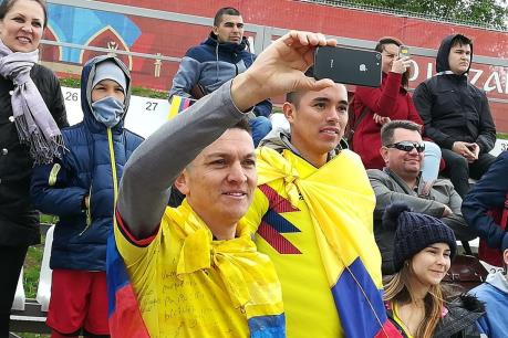 WORLD CUP 2018: Cổ động viên Colombia đạp xe vượt 5.000km tới cổ vũ cho tuyển nhà