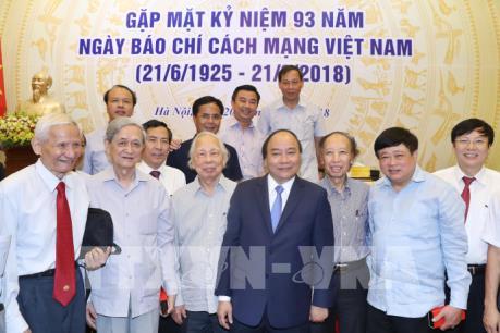 Thủ tướng Nguyễn Xuân Phúc: Báo chí cần góp phần xây dựng niềm tin, tạo đồng thuận xã hội