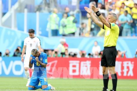 WORLD CUP 2018: Neymar bao giờ "lớn"?