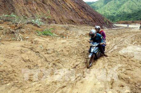 Dự kiến, ngày 30/6 mới thông xe quốc lộ 4H, đoạn qua Lai Châu