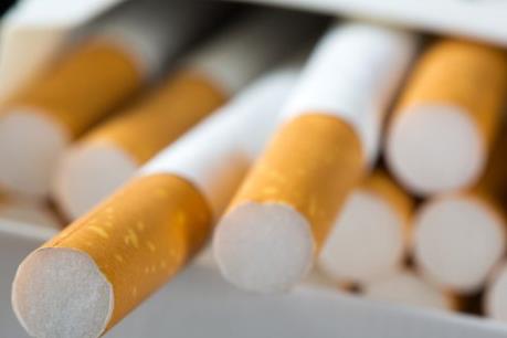 Nhật Bản: Tokyo siết chặt quy định về hút thuốc lá trước thềm Olympic