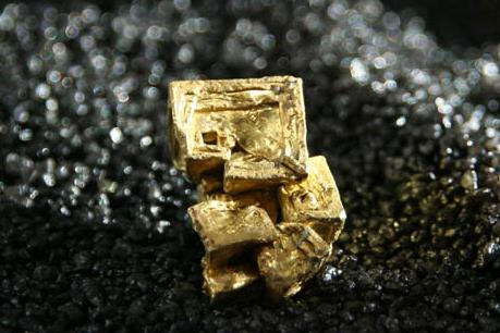 Giá vàng hôm nay 28/6: Đà giảm chưa dừng lại