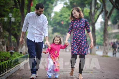 Ấm áp gia đình Việt xưa và nay