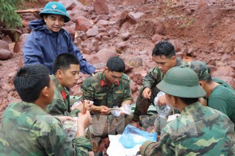 Lai Châu: Khẩn trương hỗ trợ người dân bản Sáng Tùng khắc phục hậu quả sạt lở