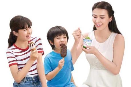 Kem TH true ICE CREAM chính thức ra mắt thị trường
