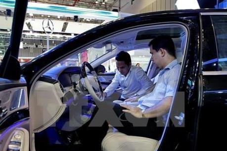 Đề xuất "đăng ký ô tô phải mở tài khoản ngân hàng": Băn khoăn tính khả thi