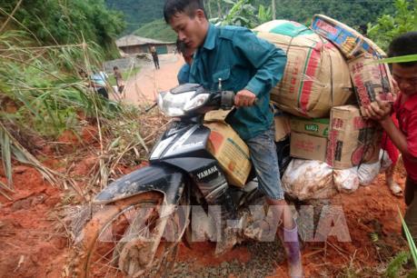 Lai Châu: 28 hộ dân bản Gia Tè vẫn bị cô lập sau lũ