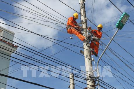 EVN giảm thời gian giải quyết cấp điện 
