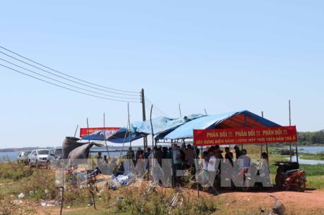 Đối thoại với người dân về dự án điện mặt trời trên đầm Trà Ổ, Bình Định