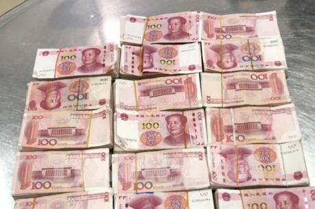 Quảng Ninh: Khởi tố vụ án vận chuyển ngoại tệ trái phép qua biên giới