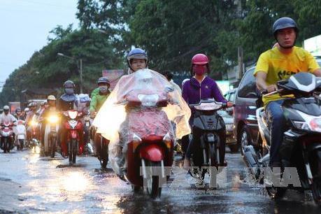 Bắc Bộ và Bắc Trung Bộ có mưa dông, vùng núi phía Bắc có mưa to