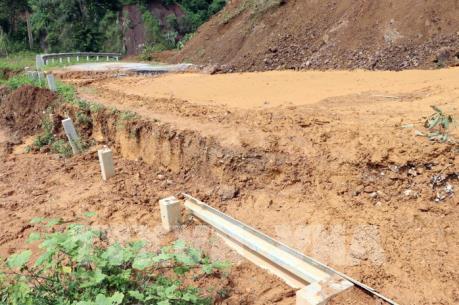 Các tỉnh miền núi phía Bắc gấp rút ứng phó với nguy cơ xảy ra sạt lở đất và lũ quét