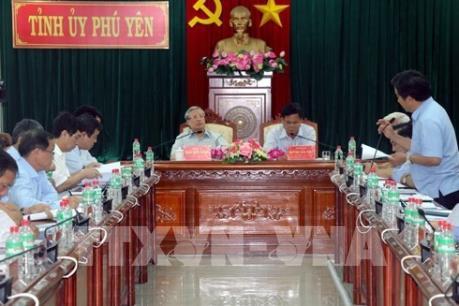 Thường trực Ban Bí thư Trần Quốc Vượng làm việc tại tỉnh Phú Yên