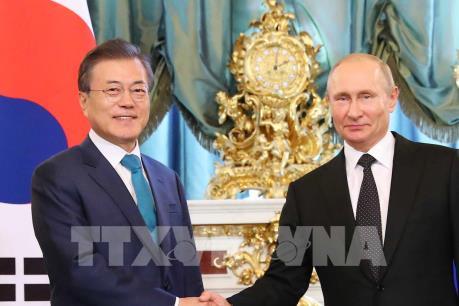 Ý nghĩa chuyến thăm Nga của Tổng thống Hàn Quốc Moon Jae-in
