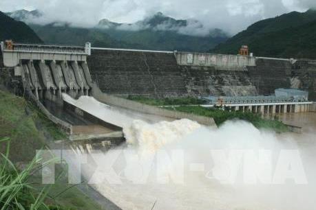 8 giờ ngày 7/7, mở một cửa xả đáy hồ Sơn La và hồ Hòa Bình