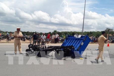 Báo cáo nhanh về vụ tai nạn giao thông liên hoàn khiến 3 người tử vong ở Bình Dương