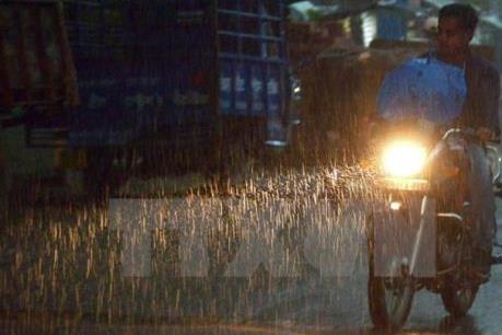 Đêm 8/7 các tỉnh Bắc Bộ tiếp tục có mưa, vùng núi đề phòng lũ quét và sạt lở đất