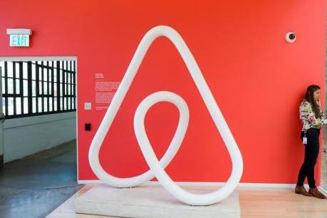 Airbnb hạn chế khách thuê phòng dưới 25 tuổi sau vụ xả súng ở Canada